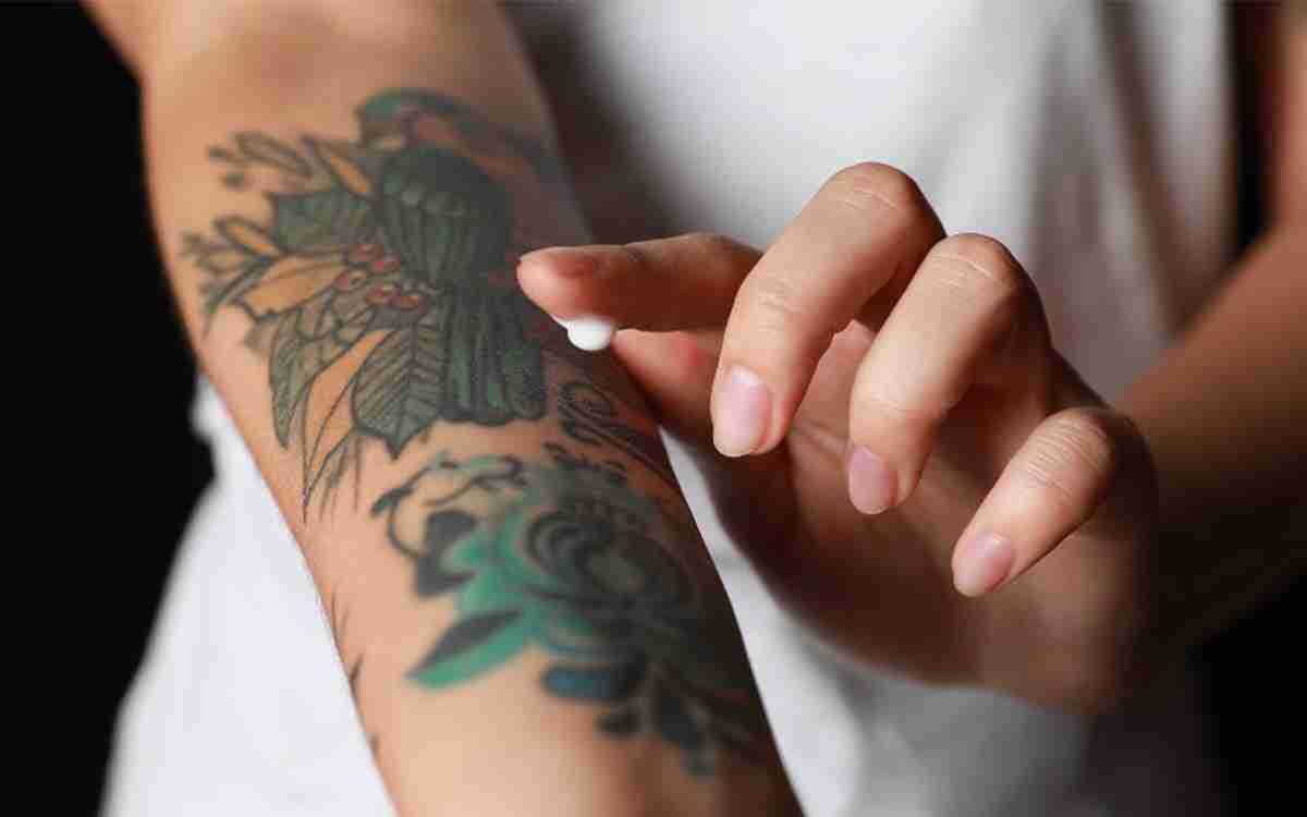 Posso mettere una crema idratante sul tatuaggio? Quale crema scegliere